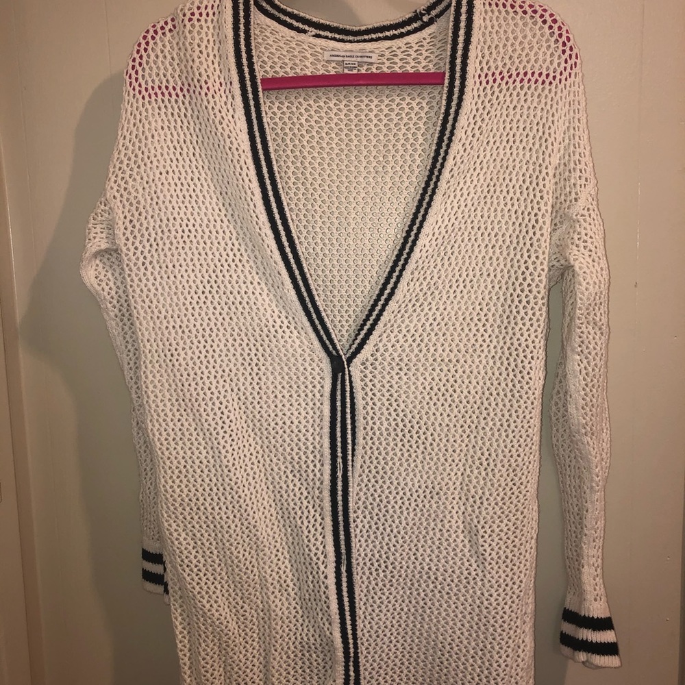 American Eagle Black and White Knit Cardigan